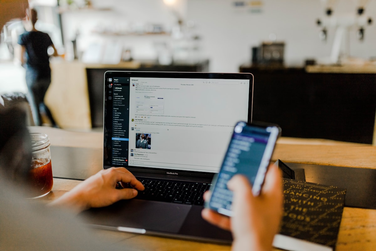 Tips Memilih Vendor Software Development yang Tepat
